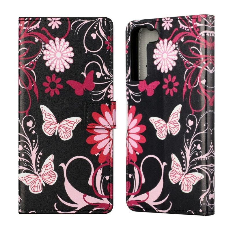 Läderfodral För Samsung Galaxy S22 Plus 5G Fjärilar Och Blommor