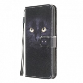 Läderfodral För Moto G10 / G30 Med Kedjar Thong Black Cat Eyes